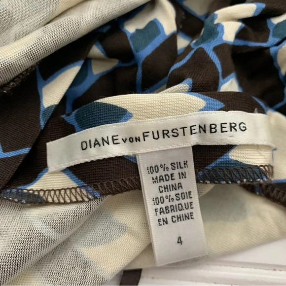 DVF Diane Von Furstenberg Macie Wrap Dress - Picture 9 of 10